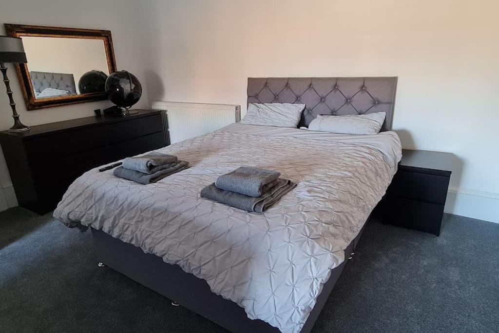 Apartamento Large 4 Bed Edimburgo Exterior foto
